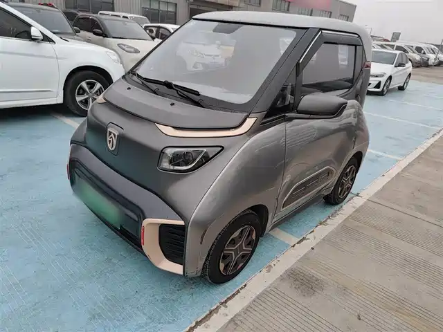 BAOJUN E200 2019