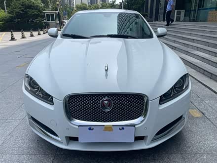 捷豹XF 2015款 XF 2.0T 风华版
