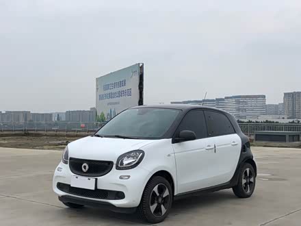 smart forfour 2018款 1.0L 52千瓦激情版