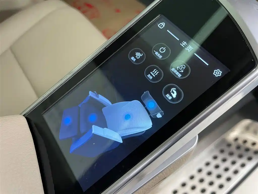 MERCEDES-BENZ V CLASS