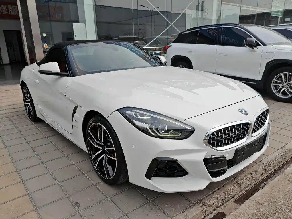 BMW Z4 2022 года sDrive 25i M-спорт пакет 15000 km 2022