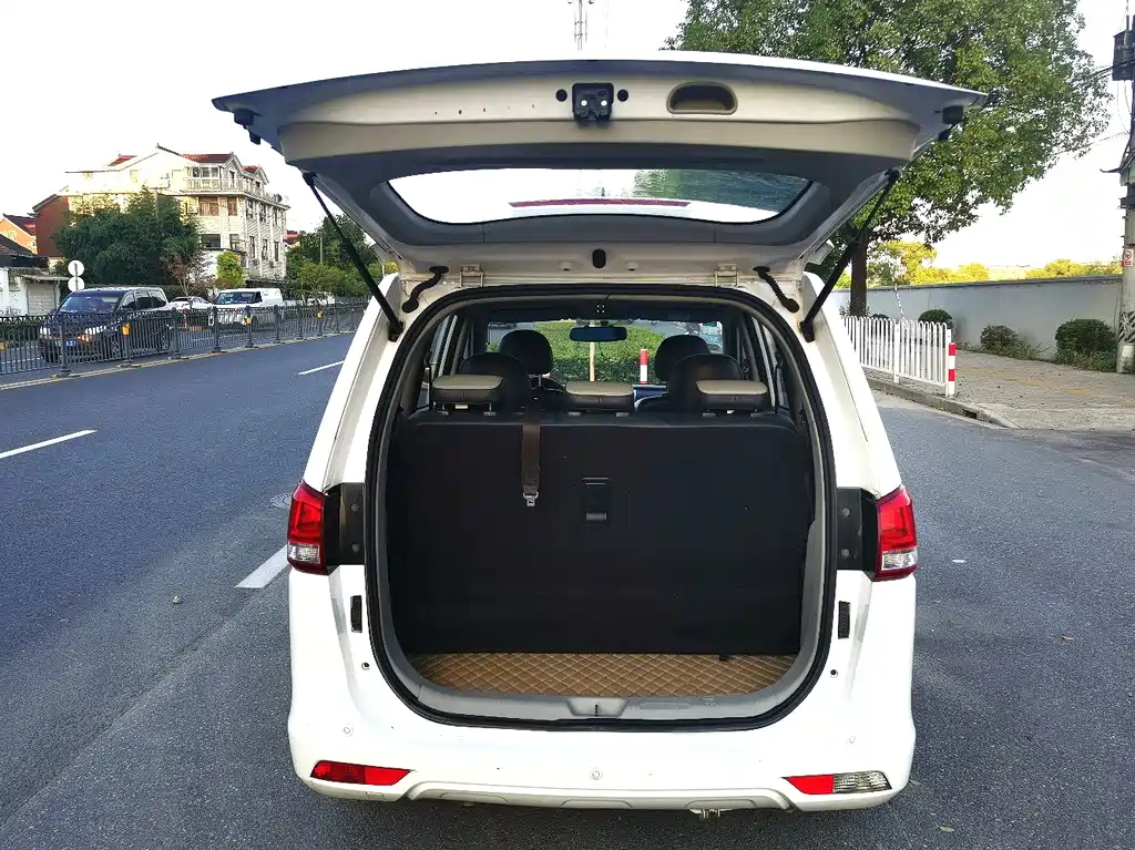 DONGFENG POPULAR S500