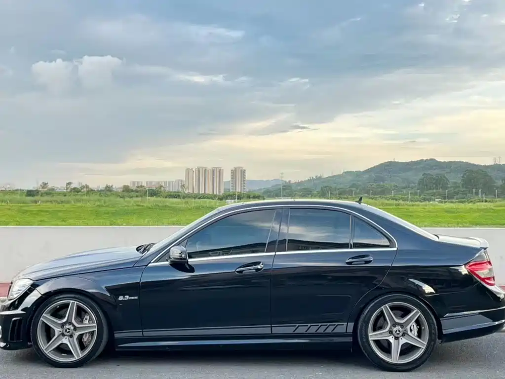 Mercedes-Benz C-Class A MG C AMG 2010 AMG C 63