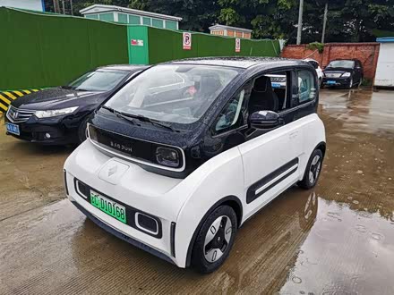 宝骏E300 2020款 星际智趣版