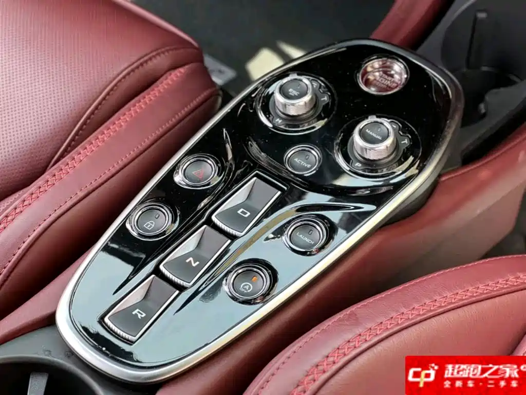 MCLAREN  GT