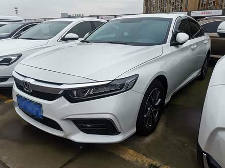 英仕派 2019款 260TURBO 精致版 国VI