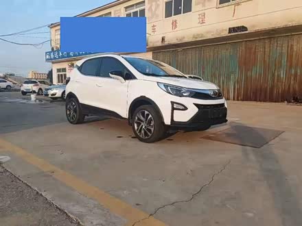元 2016款 1.5L 手动尊贵型