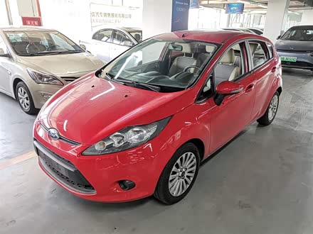 嘉年华 2011款 两厢 1.5L 自动时尚型