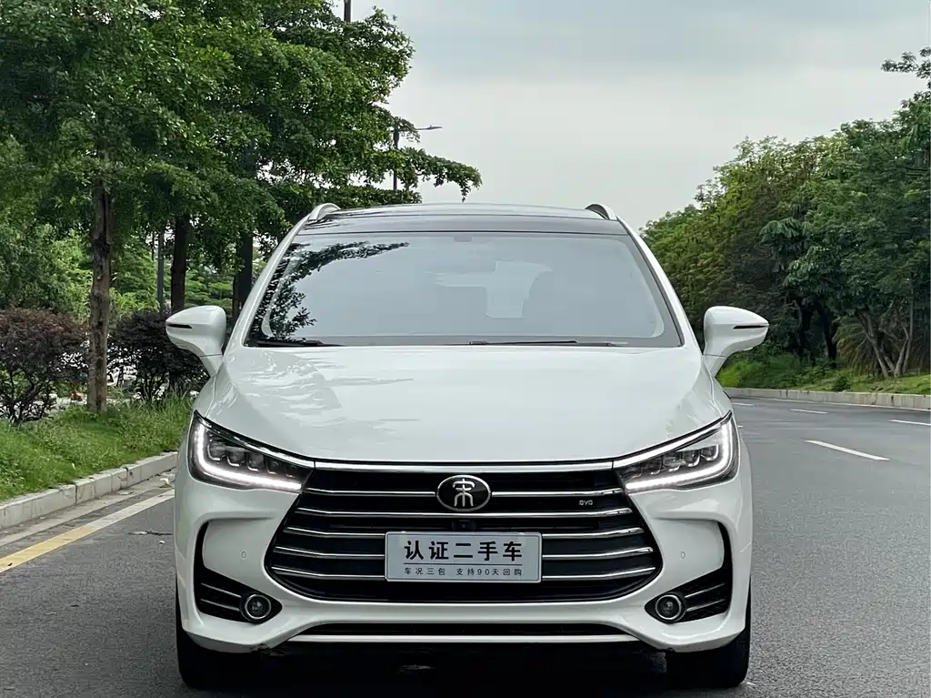 BYD SONG MAX