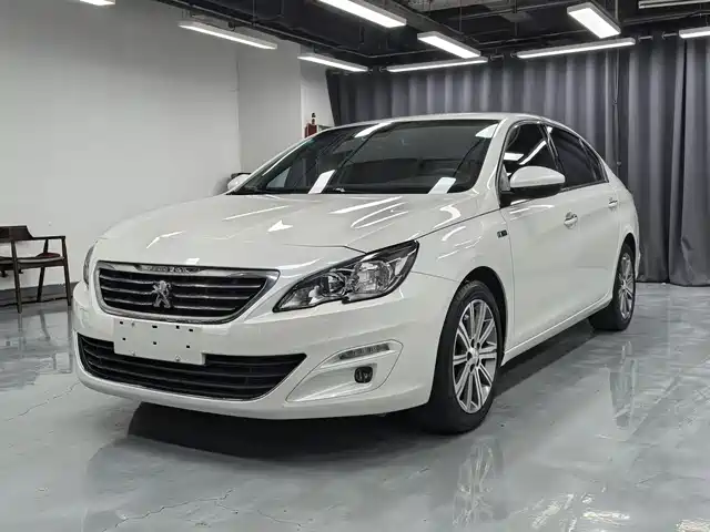 PEUGEOT  408 2017