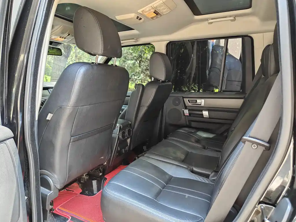 Land Rover Discovery 2015 3.0 SC V6 SE