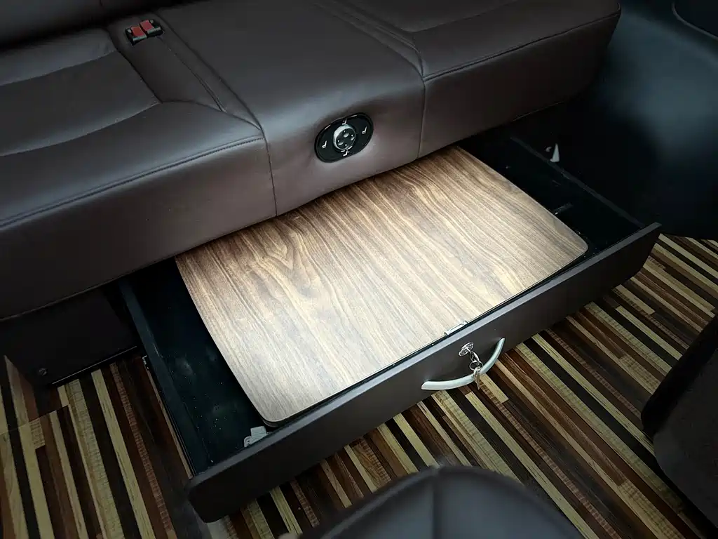 SAIC MAXUS CHASE G10