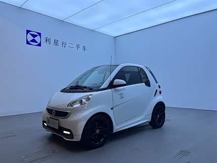 smart fortwo 2012款 1.0 MHD 硬顶激情版