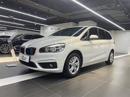 宝马2系多功能旅行车 2015款 218i 领先型