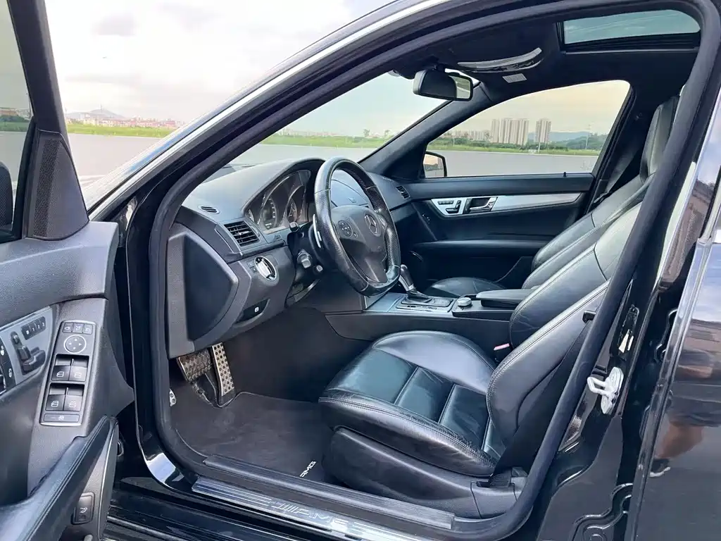 Mercedes-Benz C-Class A MG C AMG 2010 AMG C 63
