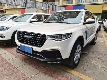 众泰T800 2018款 2.0T 自动尊享智联型 7座