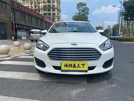 福睿斯 2017款 改款 1.5L 手动舒适型