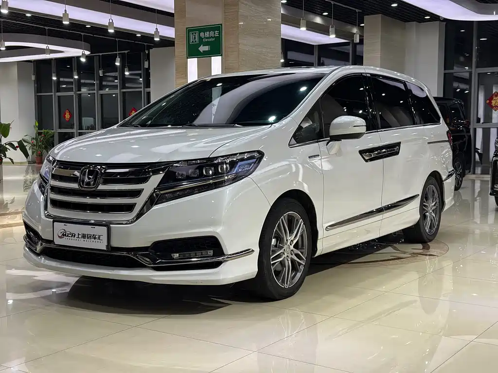 Элизон 2019 года, 2.0L, гибридная версия люкс 17000 km 2020