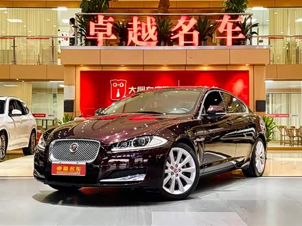 捷豹XF 2015款 XF 2.0T 80周年典藏豪华版
