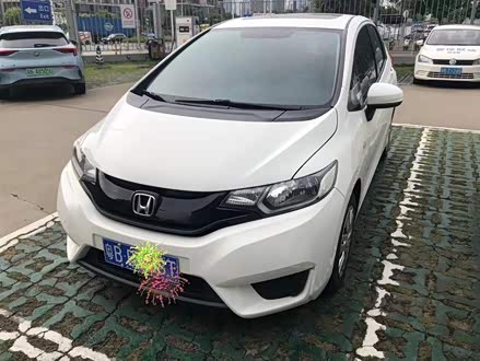 飞度 2016款 1.5L LXS CVT舒适天窗版