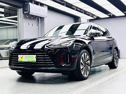 问界M5 2022款 增程四驱性能版