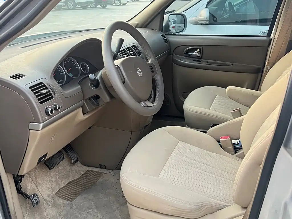 Buick GL8 2014 2.4L