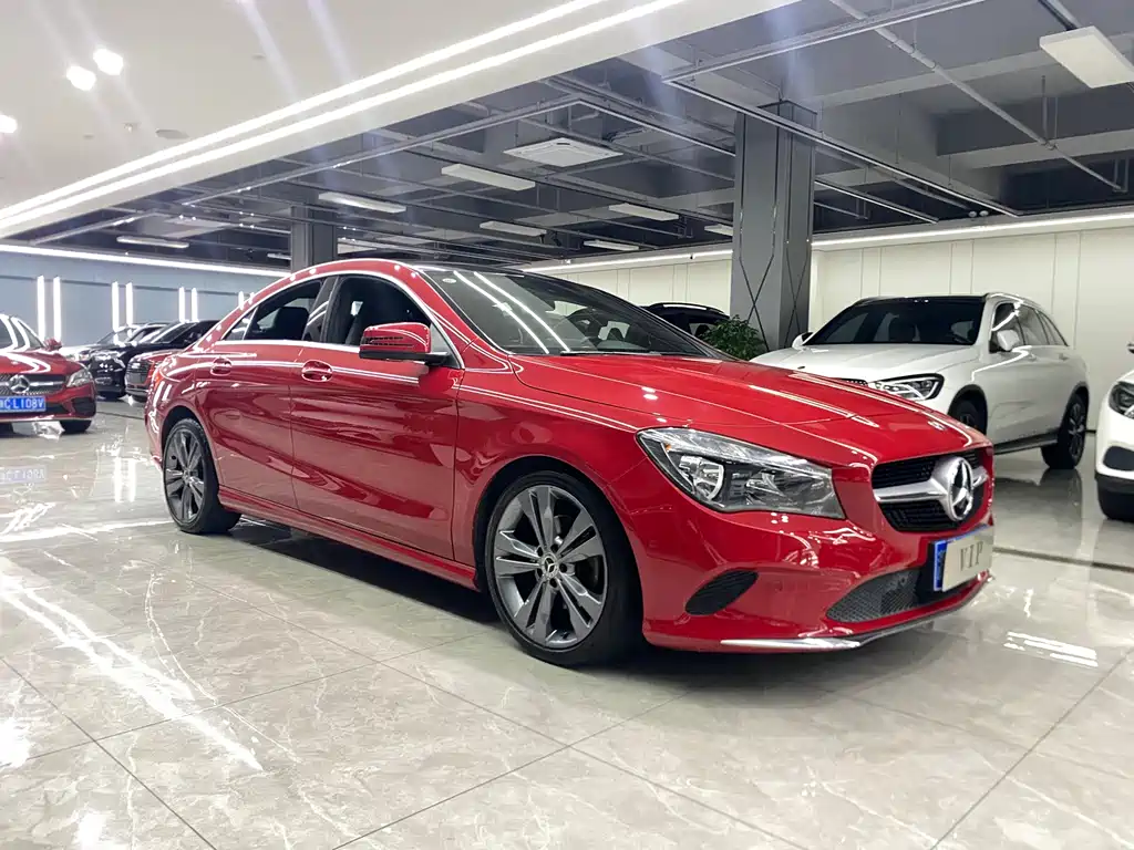 MERCEDES-BENZ  CLA