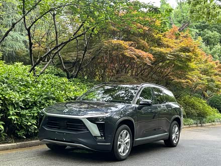 蔚来ES8 2022款 100kWh 六座版