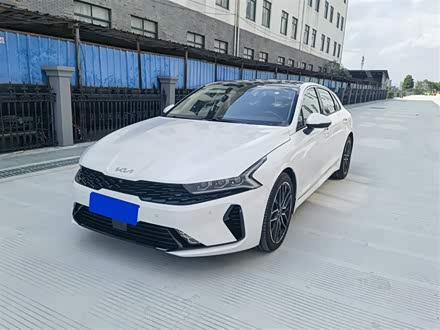 起亚K5 2021款 270T CVVD 时尚版