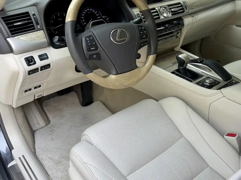 Lexus LS — фотографии объявления, Фото 25