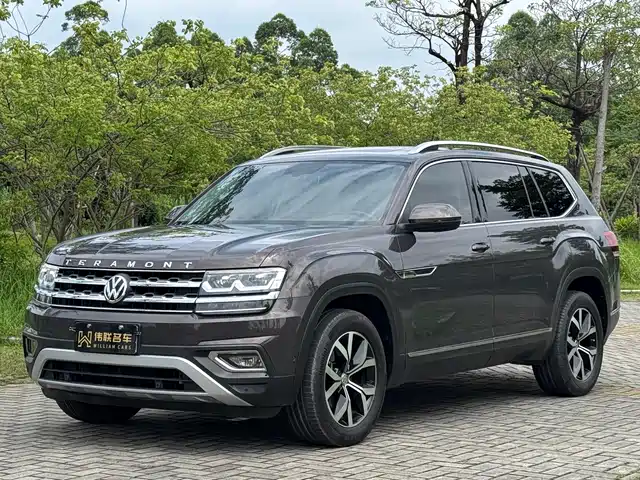 VOLKSWAGEN TOURANG 2018