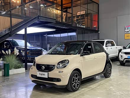 smart forfour 2018款 0.9T 66千瓦先锋版