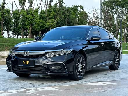 英仕派 2019款 260TURBO 精致版 国V