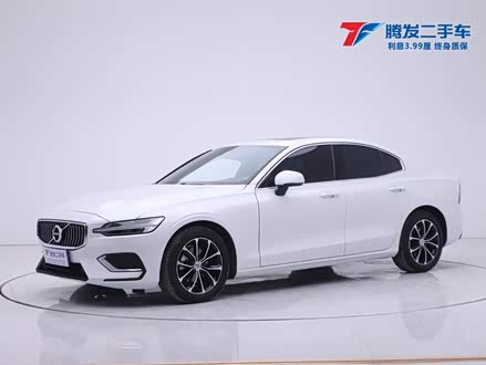 沃尔沃S60 2022款 B4 智逸豪华版