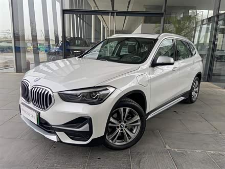 宝马X1新能源 2021款 xDrive30Le 尊享型
