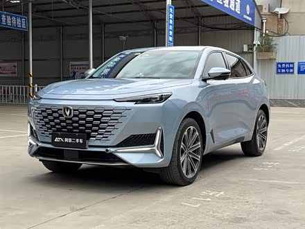 长安UNI-K 2021款 2.0T 全轮驱动尊贵型