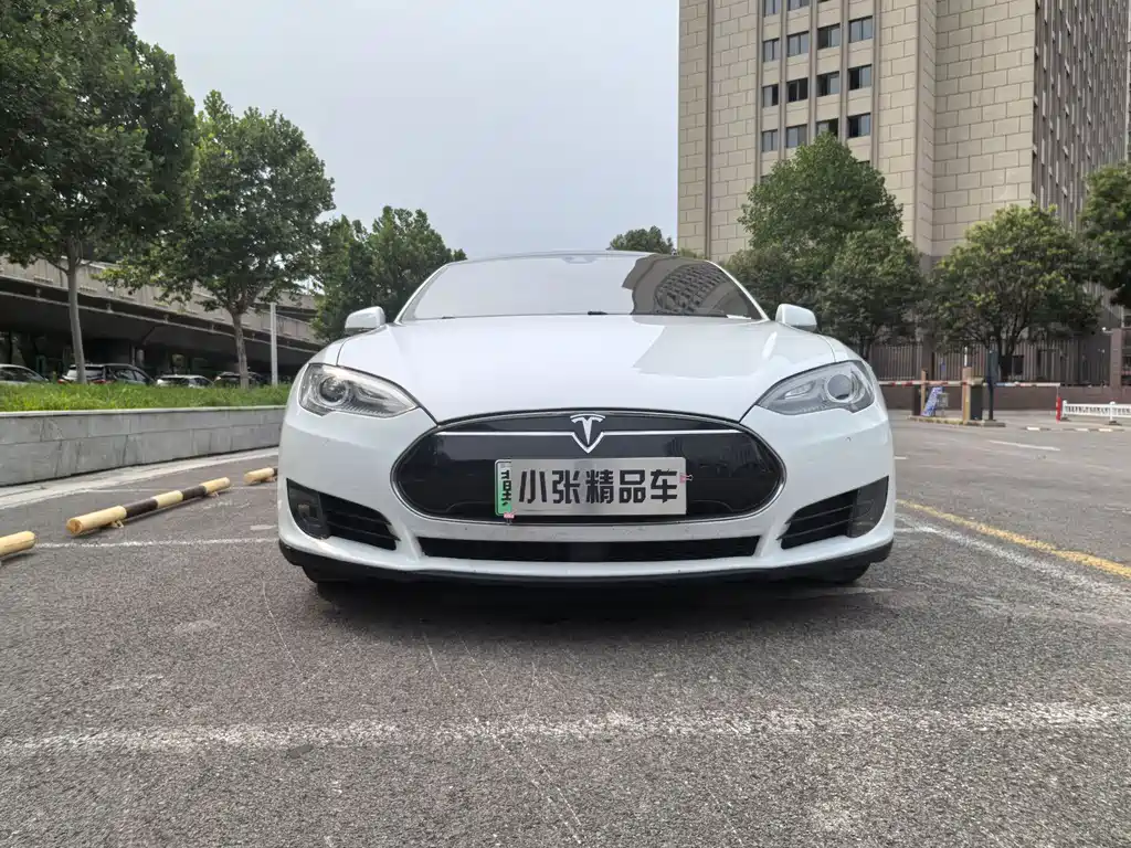 Tesla Model S 2015 Model S 70D