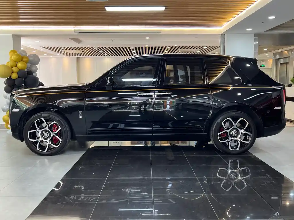 ROLLS-ROYCE CULLINAN