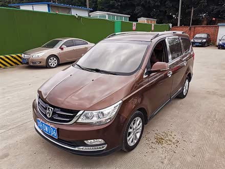 宝骏730 2016款 1.5L 手动舒适型 7座 国V