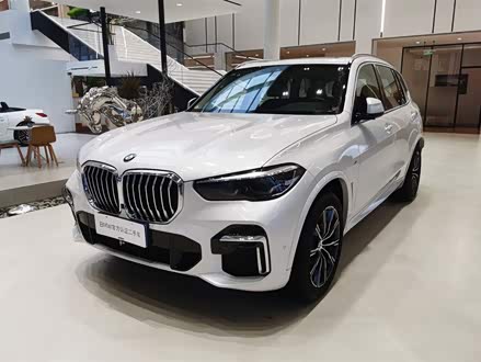 宝马X5 2022款 xDrive 30Li M运动套装