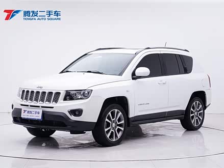 指南者进口 2014款 改款 2.4L 四驱豪华版