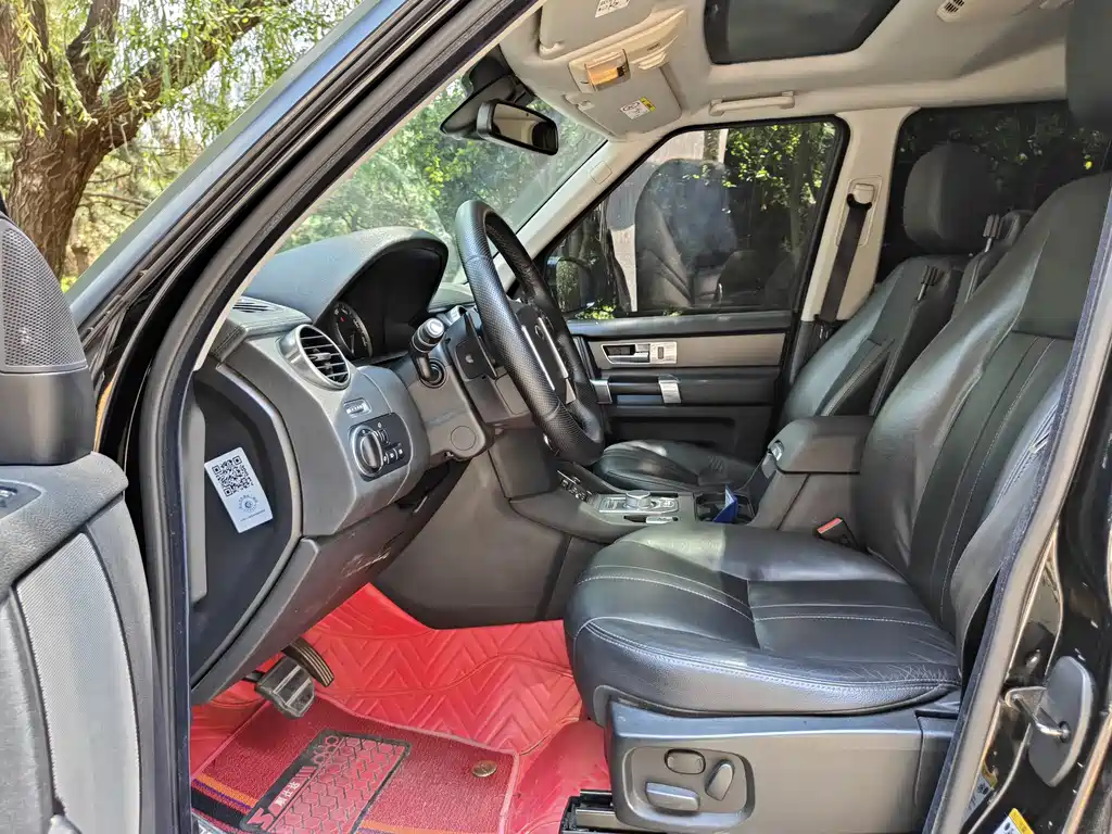 Land Rover Discovery 2015 3.0 SC V6 SE