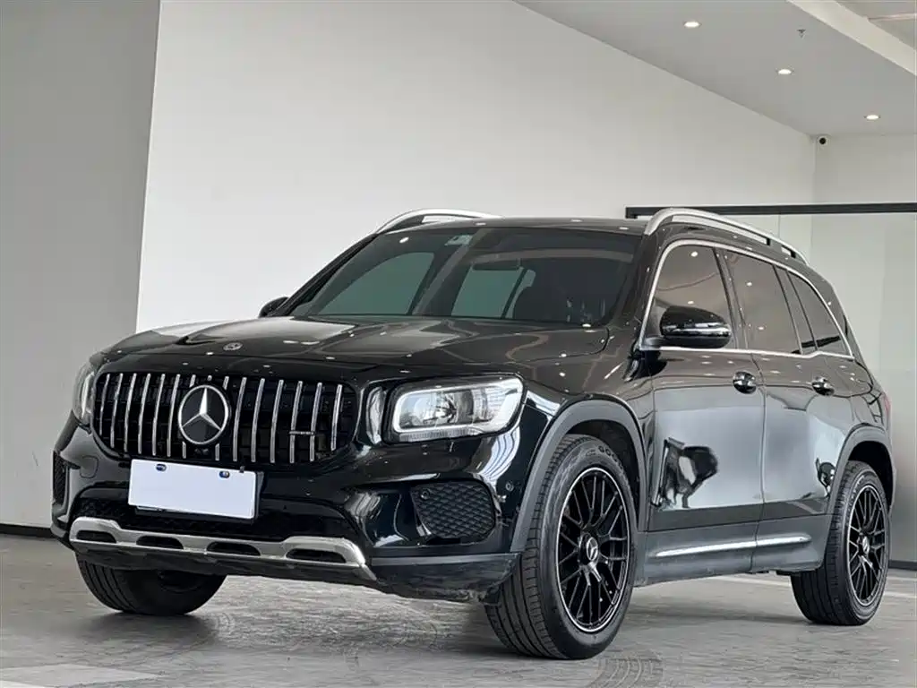 Mercedes-Benz GLB 2020 GLB 180 Стильная версия 50000 km 2021