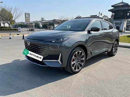 长安UNI-K 2021款 2.0T 尊贵型