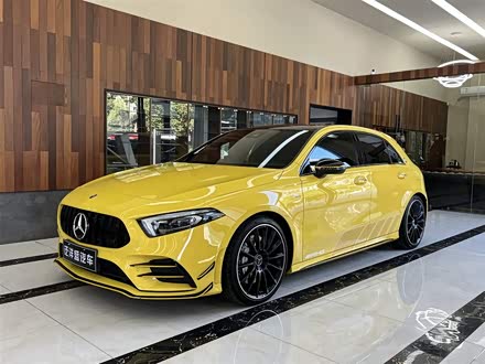 奔驰A级AMG进口 2023款 AMG A 35 4MATIC 灿日特别版