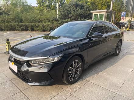 英仕派 2022款 260TURBO 精致版