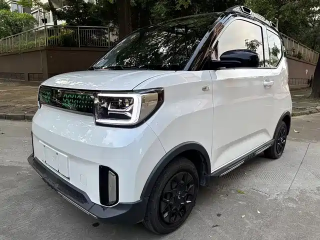 WULING AUTOMOBILE HONGGUANG MINIEV 2023