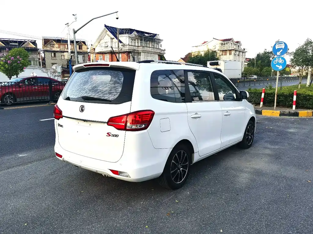 DONGFENG POPULAR S500