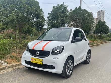 smart fortwo 2015款 1.0L 52千瓦硬顶灵动版