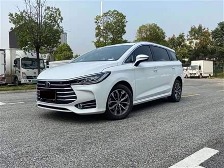 宋MAX 2019款 1.5T 自动智联睿逸天窗型 7座 国VI